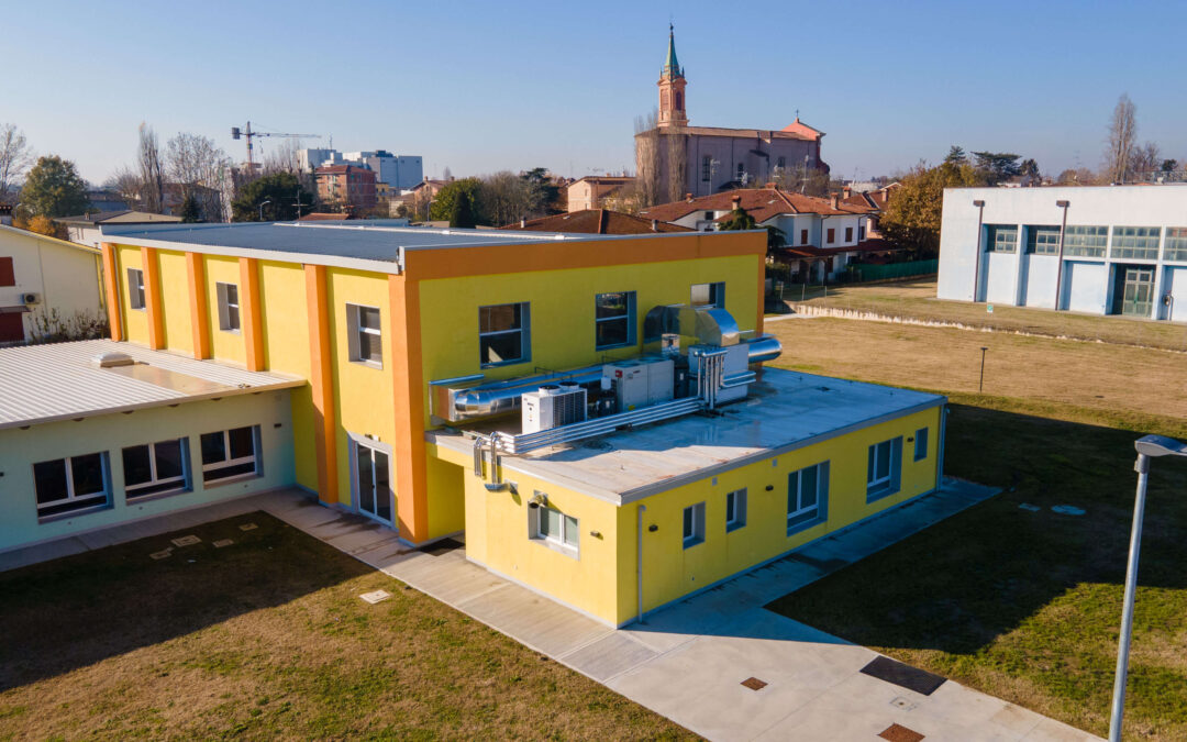 Scuola elementare Ferruccio Lamborghini a Cento – in frazione Renazzo